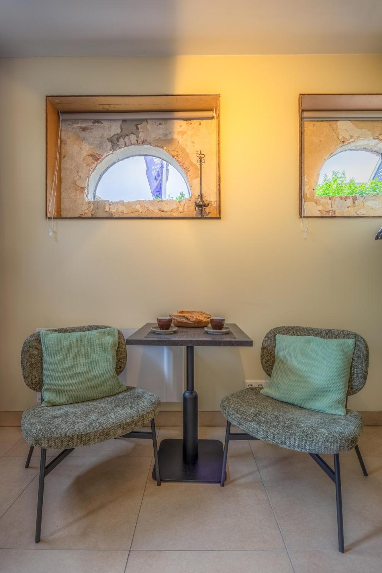 Unieke Bed En Breakfast Met Historisch Verhaal In Ferwert Ferwerd Екстериор снимка